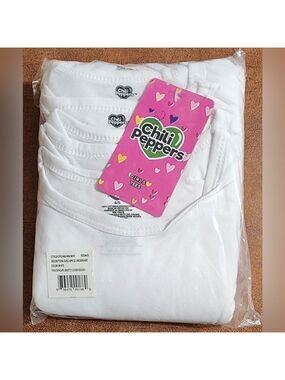 Chili Peppers Girls 6pk White Tee's Size 4/5 - New In Package